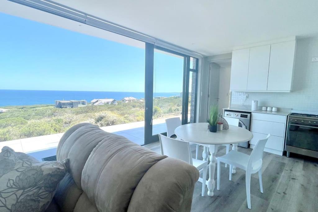 Exclusive Luxury & Lifestyle Suite 모젤베이 외부 사진
